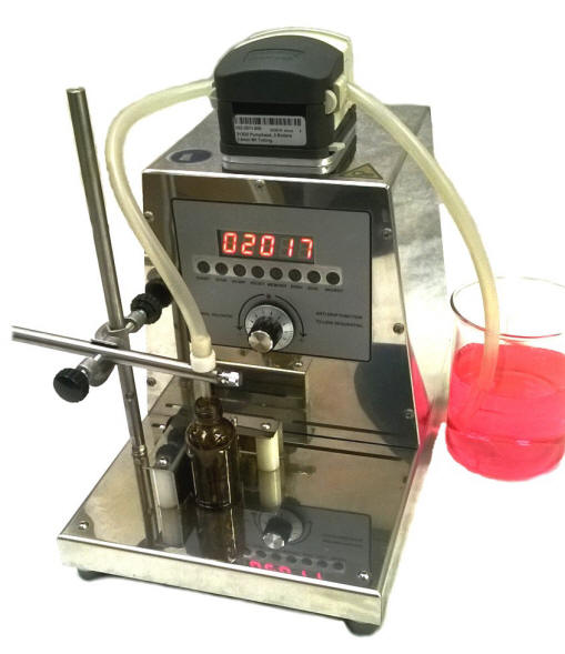 DOSATRICE PER LIQUIDI CON POMPA PERISTALTICA